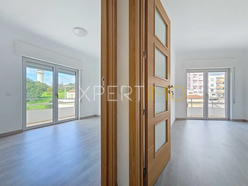 Apartamento T3 para Venda em Portimão Foto 21