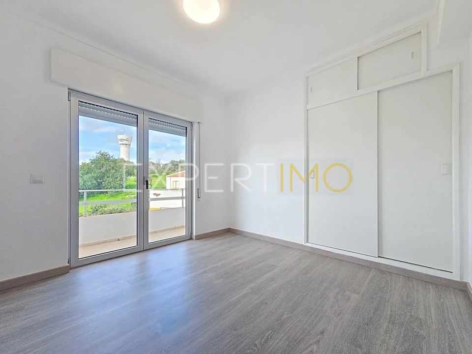 Apartamento T3 para Venda em Portimão Foto 22