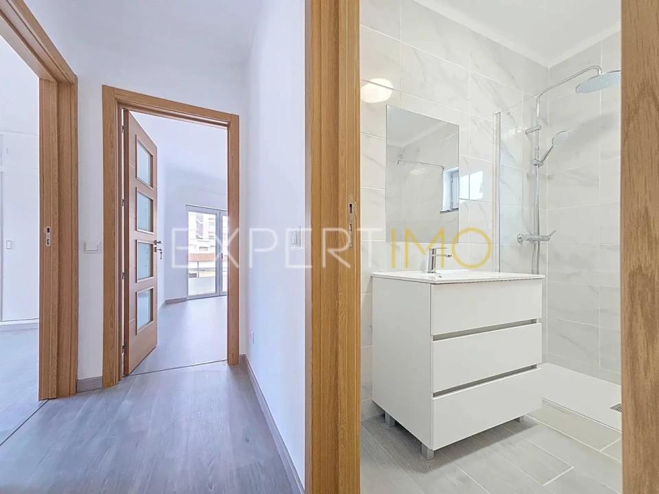 Apartamento T3 para Venda em Portimão Foto 26