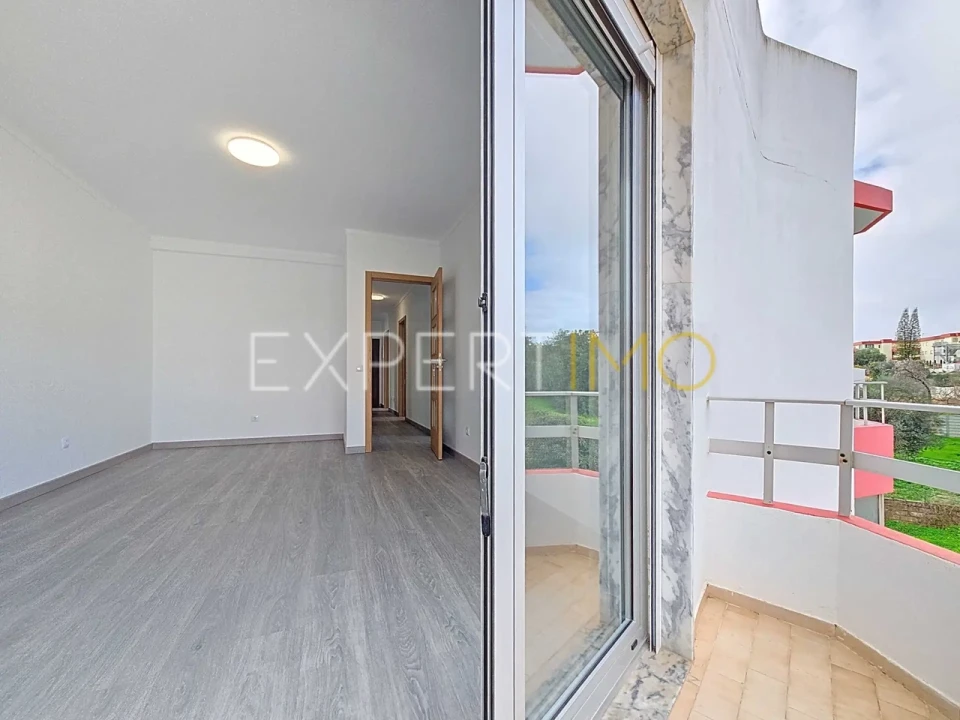Apartamento T3 para Venda em Portimão Foto 31