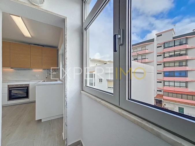 Apartamento T3 para Venda em Portimão Foto 6