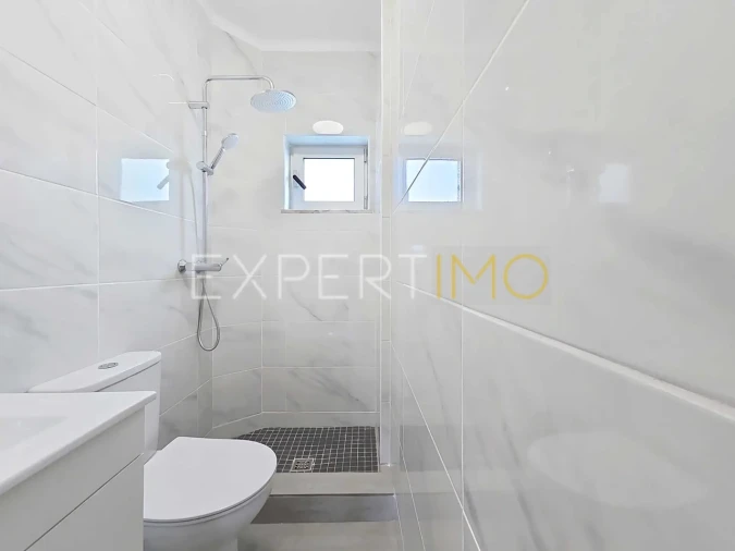 Apartamento T3 para Venda em Portimão Foto 12