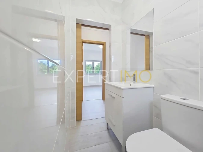Apartamento T3 para Venda em Portimão Foto 13