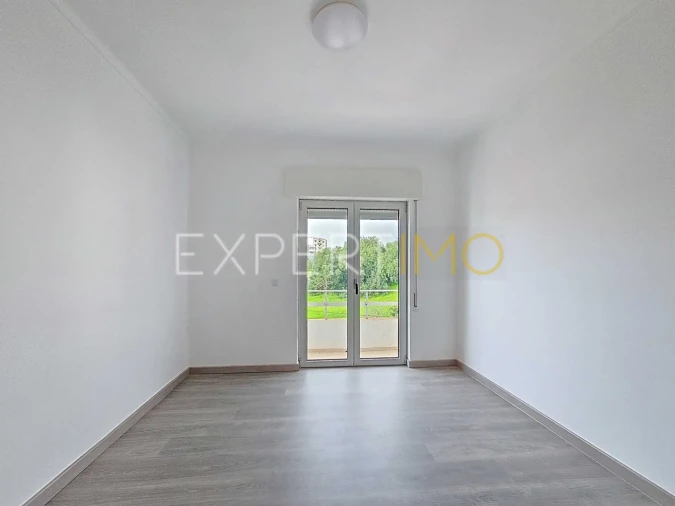 Apartamento T3 para Venda em Portimão Foto 15