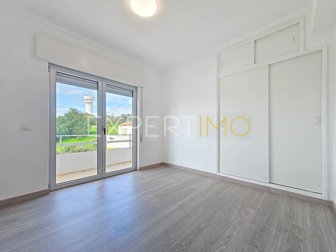 Apartamento T3 para Venda em Portimão Foto 22