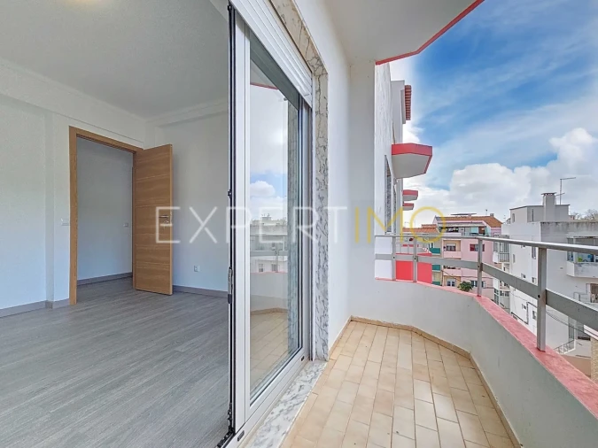 Apartamento T3 para Venda em Portimão Foto 34