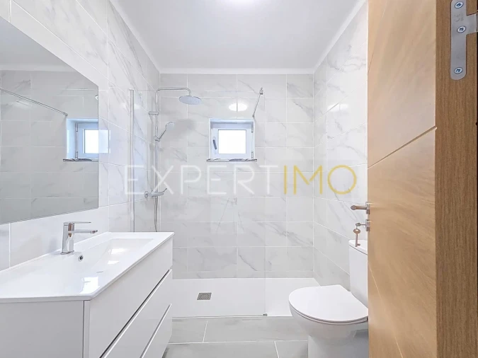 Apartamento T3 para Venda em Portimão Foto 37