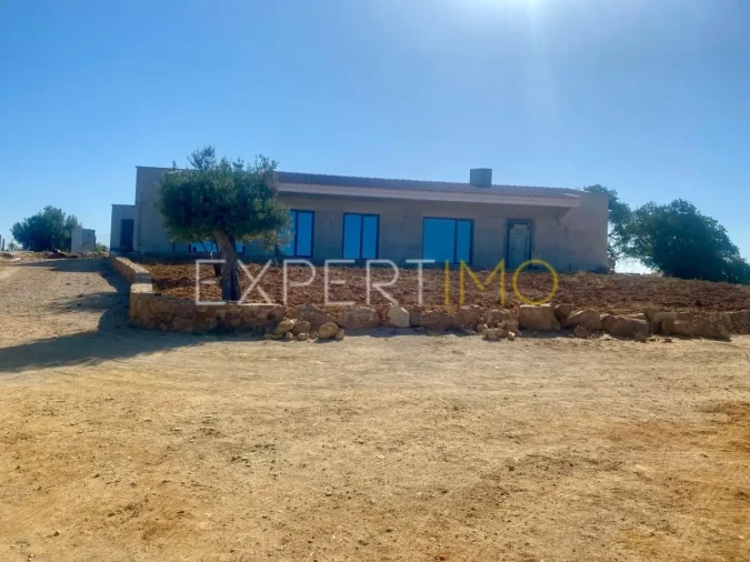 Moradia T3 para Venda em Algoz e Tunes