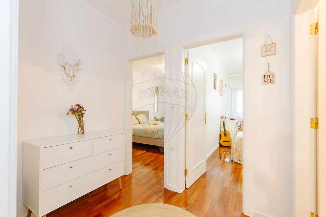 Apartamento T2 para Venda em Algueirão-Mem Martins Foto 23