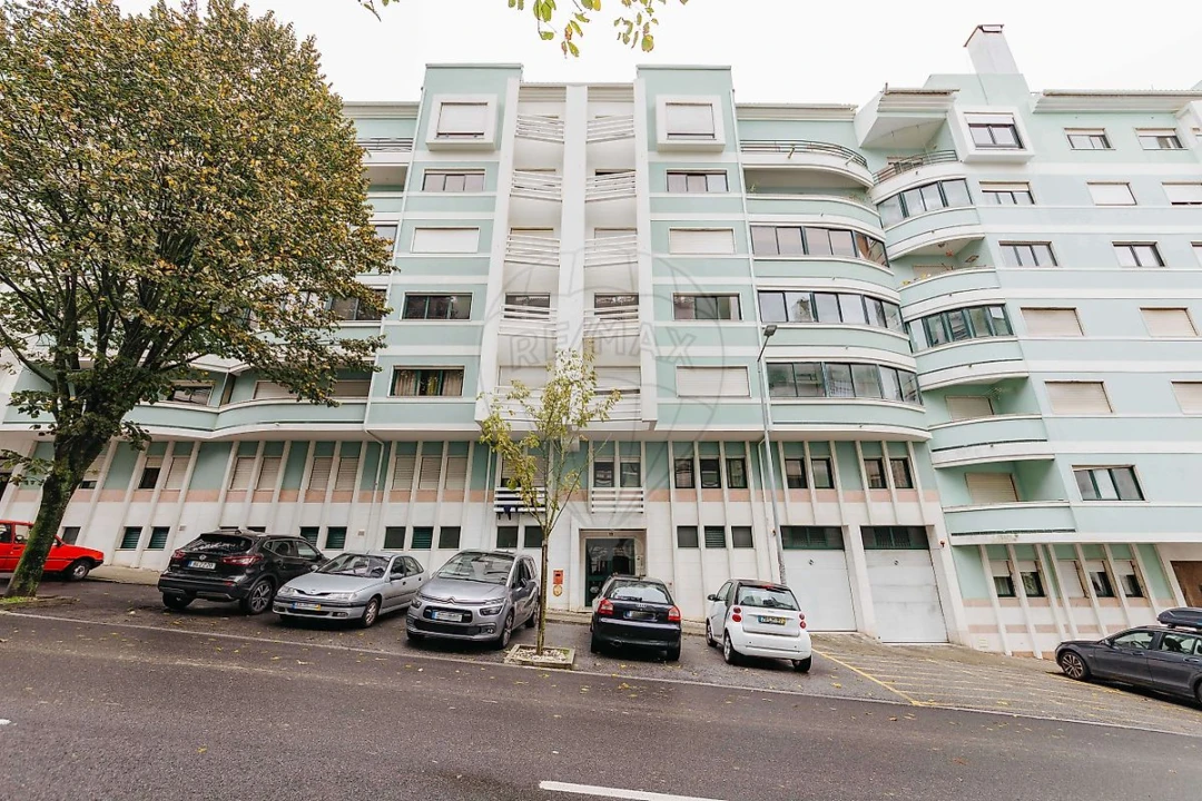 Apartamento T2 para Venda em Algueirão-Mem Martins Foto 20