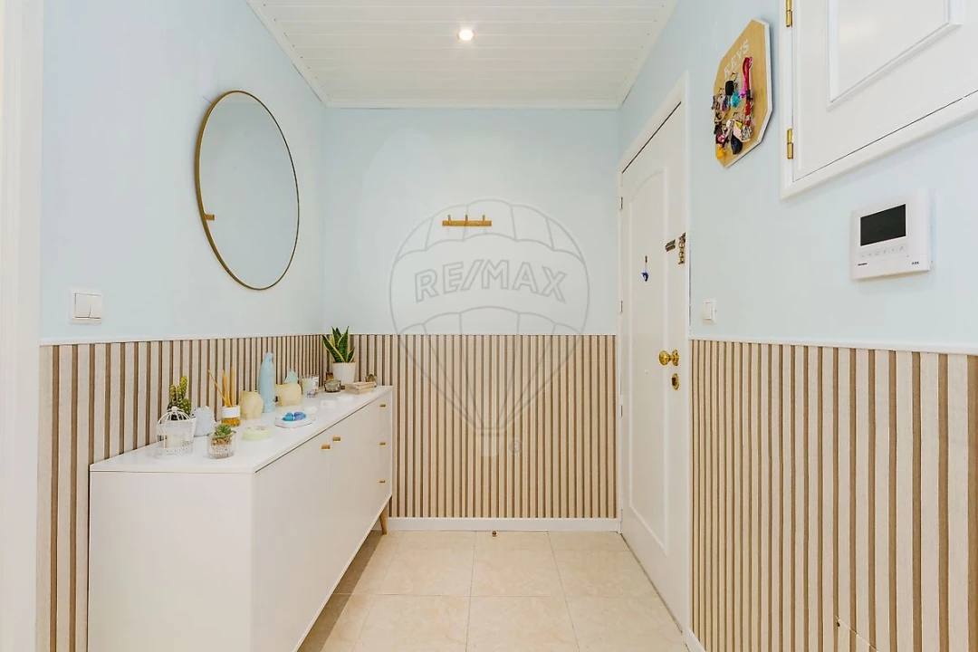 Apartamento T2 para Venda em Algueirão-Mem Martins Foto 26