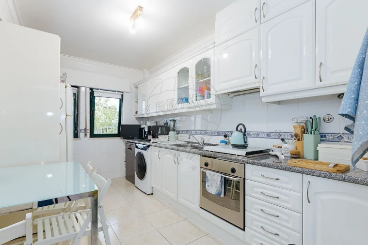 Apartamento T2 para Venda em Algueirão-Mem Martins Foto 19