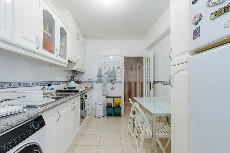 Apartamento T2 para Venda em Algueirão-Mem Martins Foto 22