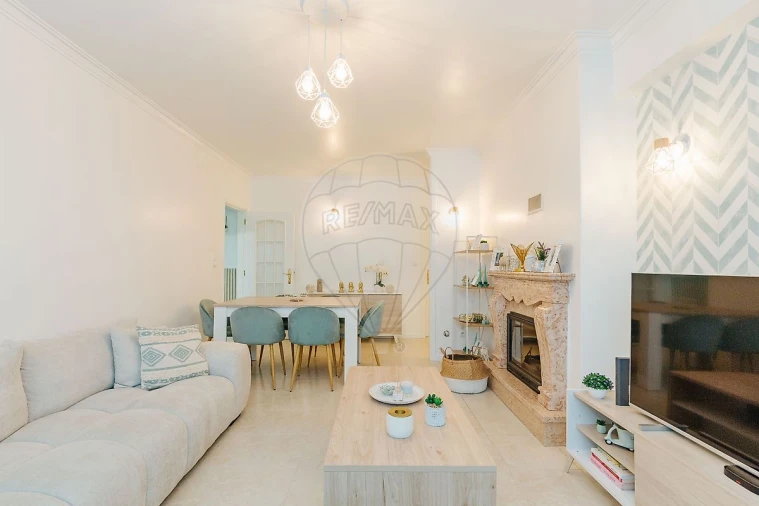 Apartamento T2 para Venda em Algueirão-Mem Martins Foto 33