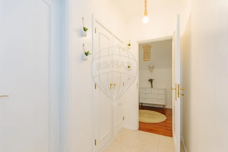 Apartamento T2 para Venda em Algueirão-Mem Martins Foto 13