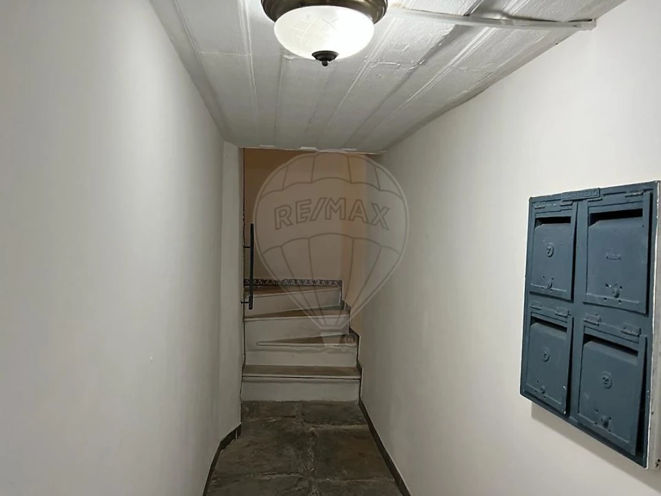 Prédio para Venda em Santa Maria Maior Foto 2