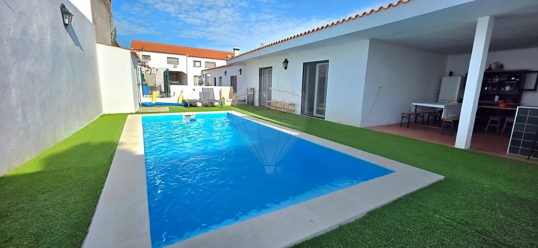 Moradia T4 para Venda em Vila Chã de Ourique Foto 2