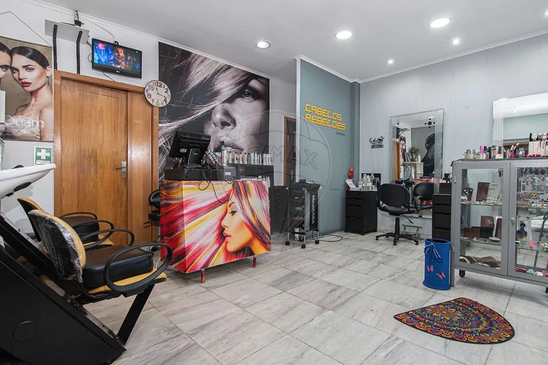 Prédio para Venda em Vila Franca de Xira Foto 6