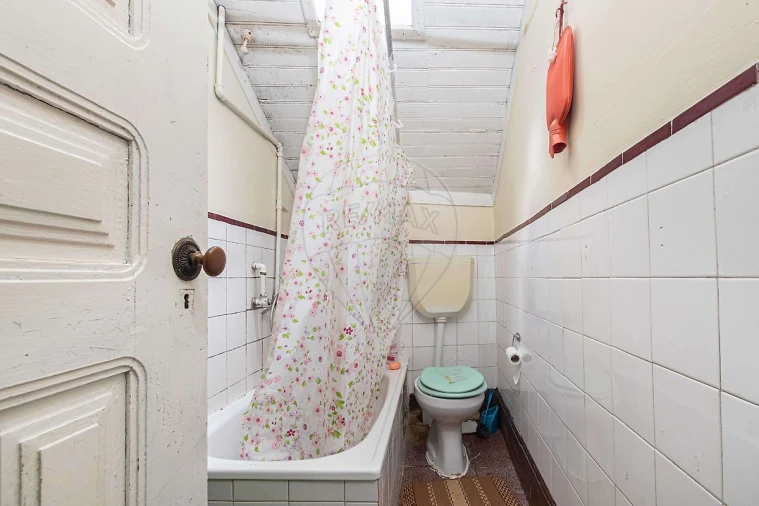 Prédio para Venda em Vila Franca de Xira Foto 31