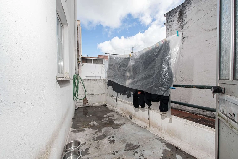 Prédio para Venda em Vila Franca de Xira Foto 21