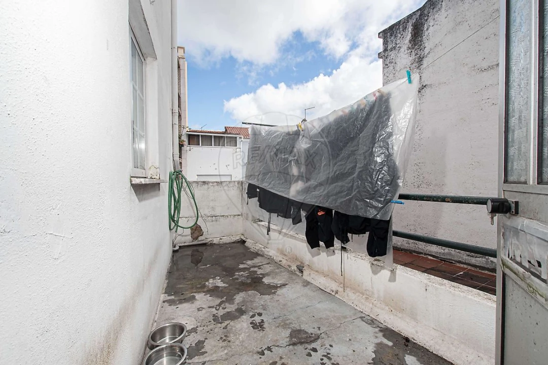 Prédio para Venda em Vila Franca de Xira Foto 21