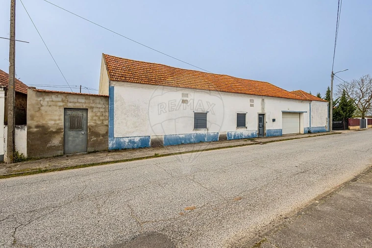 Moradia T3 para Venda em Alpiarça Foto 4