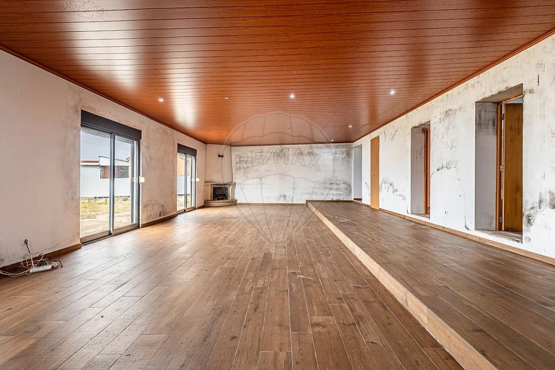 Moradia T3 para Venda em Alpiarça Foto 6