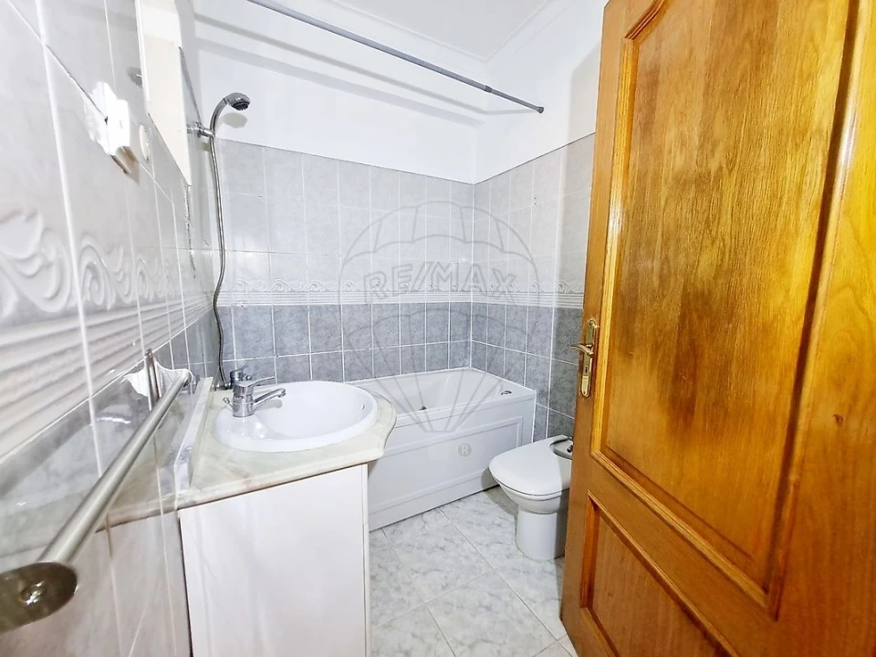 Apartamento T2 para Venda em União das Freguesias de Setúbal Foto 17