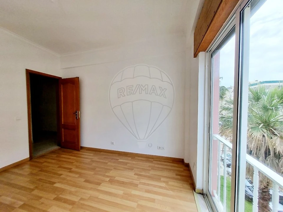 Apartamento T2 para Venda em União das Freguesias de Setúbal Foto 13