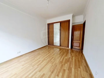 Apartamento T2 para Venda em União das Freguesias de Setúbal
