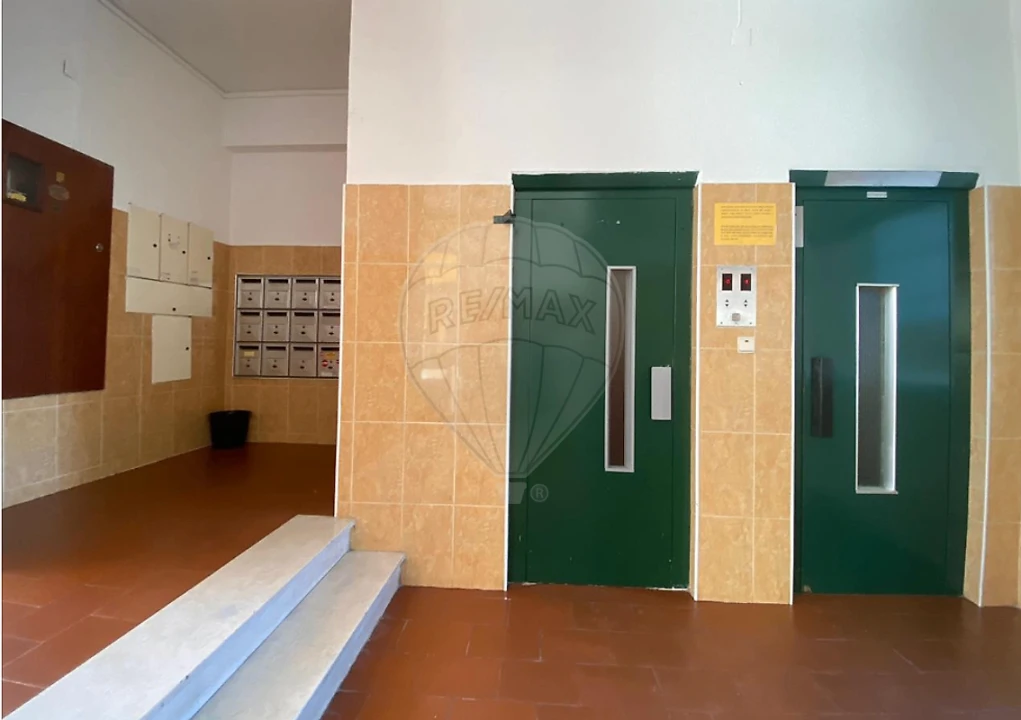 Apartamento T2 para Venda em União das Freguesias de Setúbal Foto 4
