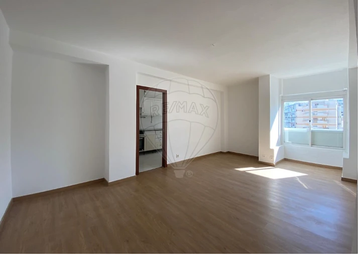 Apartamento T2 para Venda em União das Freguesias de Setúbal Foto 2