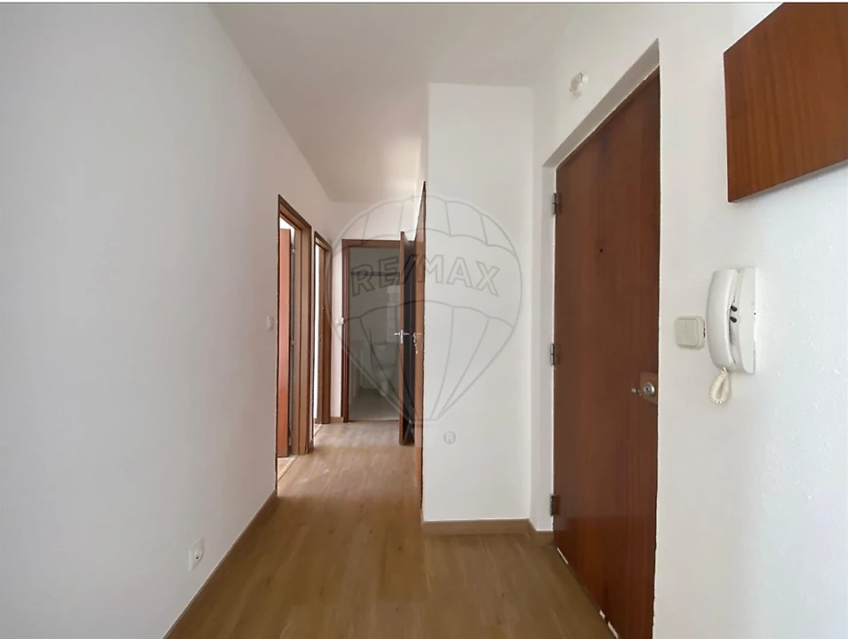 Apartamento T2 para Venda em União das Freguesias de Setúbal Foto 7