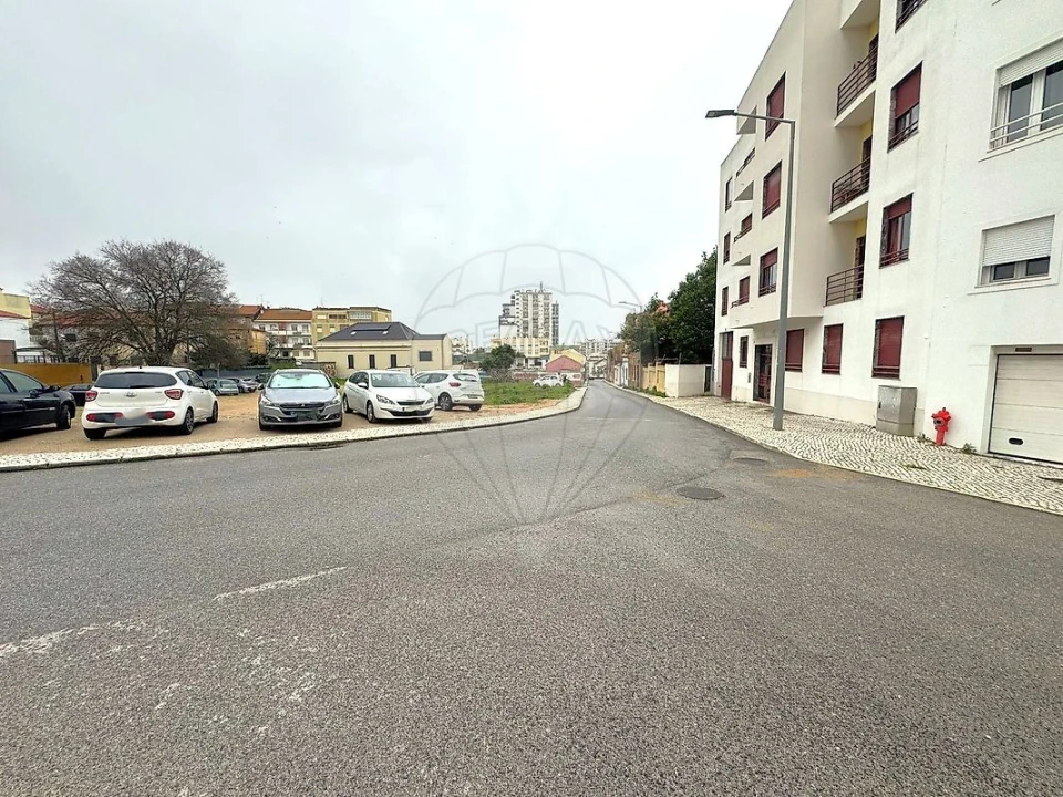 Terreno para Venda em Setubal (São Sebastião) Foto 10