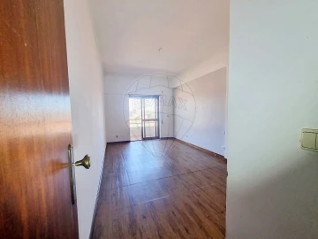 Apartamento T3 para Venda em União das Freguesias de Setúbal