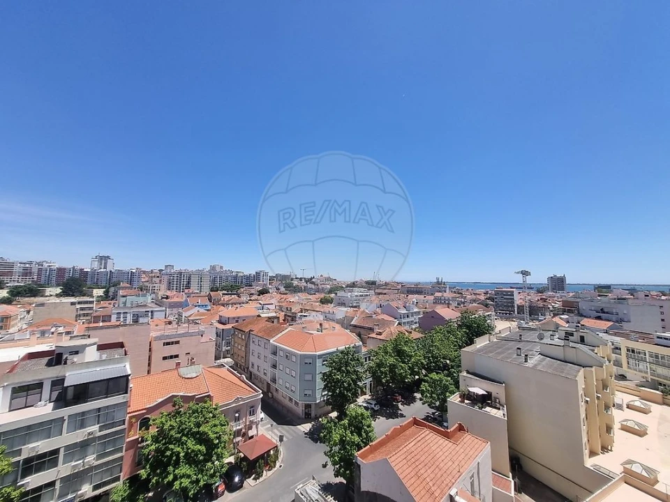 Apartamento T3 para Venda em União das Freguesias de Setúbal Foto 2