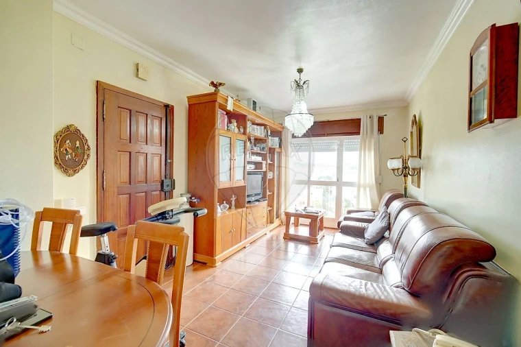 Apartamento T3 para Venda em Agualva e Mira-Sintra Foto 17