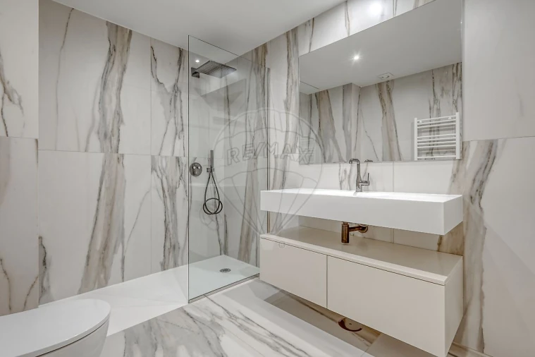 Apartamento T1 para Arrendamento em Santa Marinha e São Pedro da Afurada Foto 16