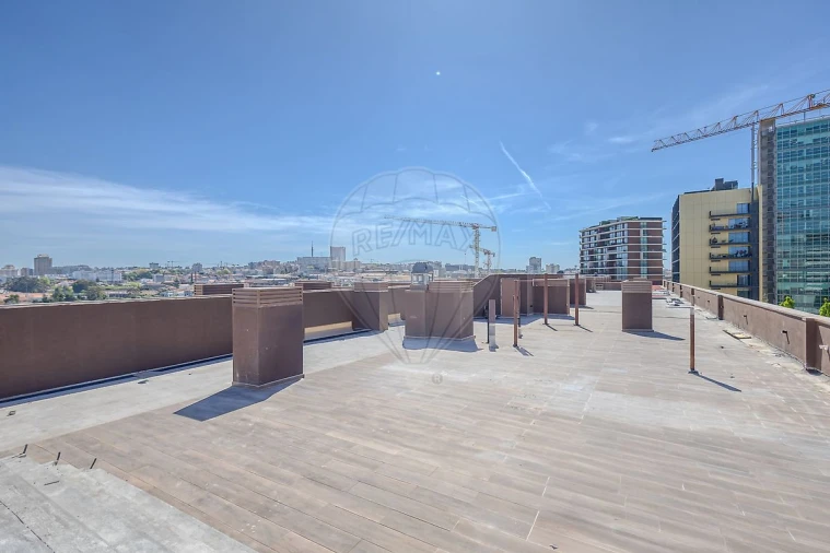 Apartamento T1 para Arrendamento em Santa Marinha e São Pedro da Afurada Foto 21