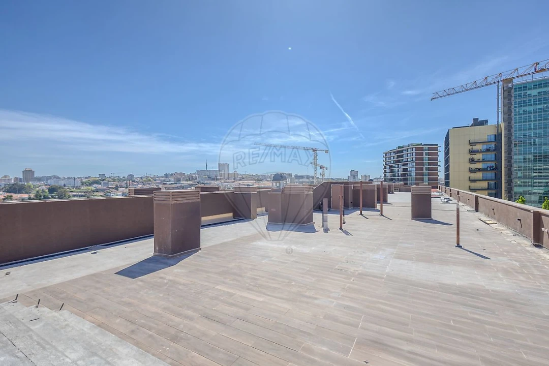 Apartamento T1 para Arrendamento em Santa Marinha e São Pedro da Afurada Foto 21