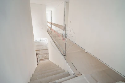 Moradia T3 para Venda em Nogueira e Silva Escura