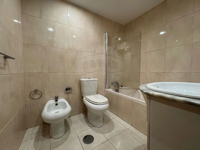 Apartamento T1 para Arrendamento em Santa Marinha e São Pedro da Afurada Foto 5