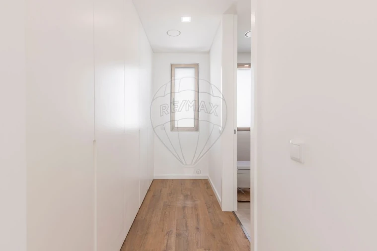 Moradia T3 para Venda em Silveira Foto 17