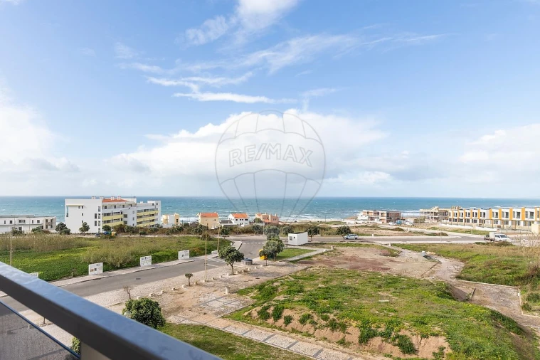 Apartamento T3 para Venda em A dos Cunhados e Maceira Foto 9