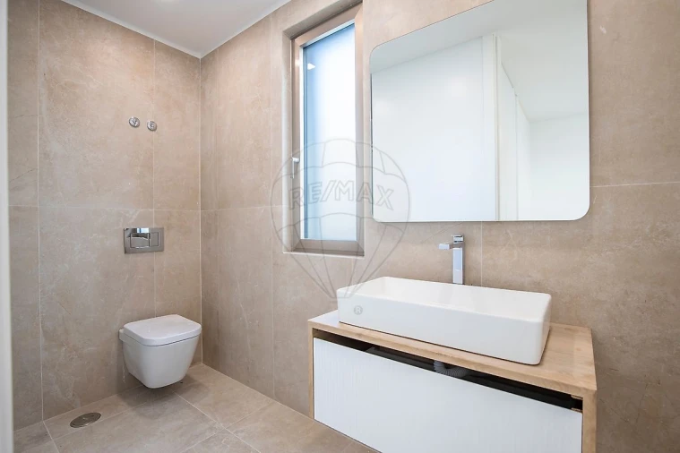 Moradia T3 para Venda em Silveira Foto 20