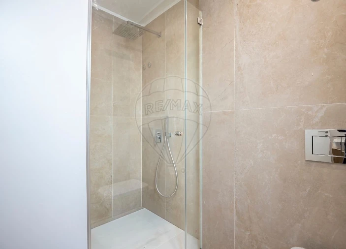 Moradia T3 para Venda em Silveira Foto 22