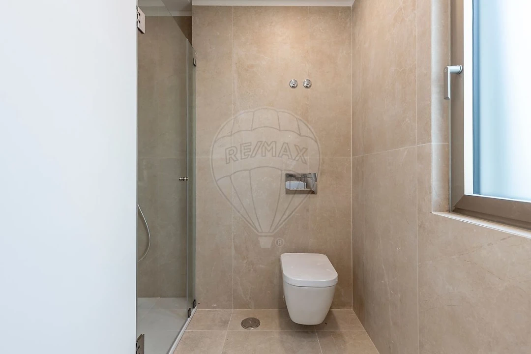 Moradia T3 para Venda em Silveira Foto 21