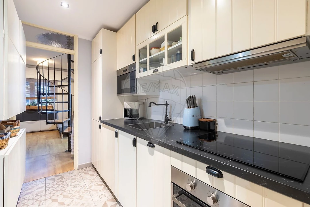 Apartamento T1 para Venda em Cascais e Estoril Foto 7