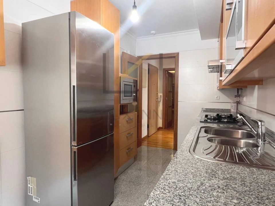 Apartamento T2 para Arrendamento em Carcavelos e Parede Foto 6