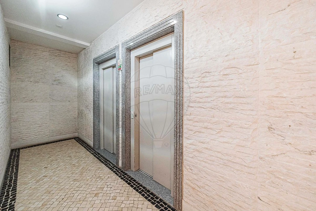 Apartamento T1 para Venda em Águas Livres Foto 26